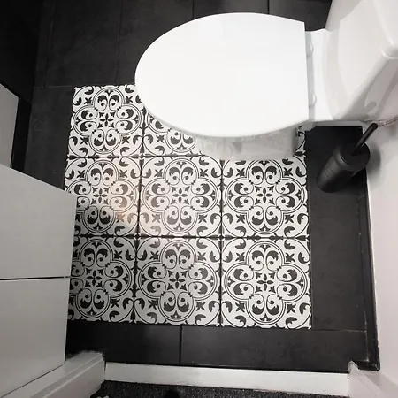 Basilica -quiet, Privat, Balcony, The Area *